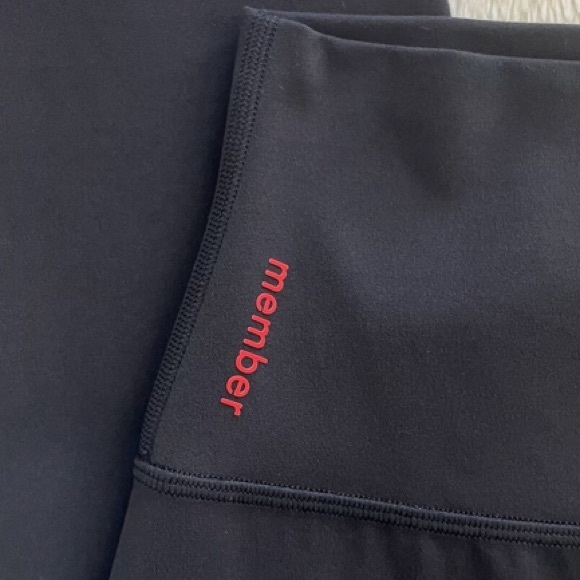 LULULEMON LIMITED EDITION ALIGN - Picture 10 of 10